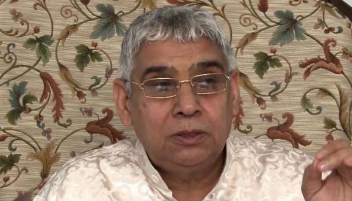 इंजीनियर से बाबा बना था रामपाल, आश्रम से मिली थी प्रेग्नेंसी किट और मसाज बेड इंजीनियर से बाबा बना था रामपाल, आश्रम से मिली थी प्रेग्नेंसी किट और मसाज बेड