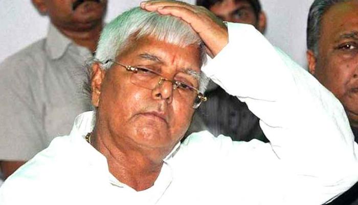 चारा घोटाले के अभियुक्त लालू प्रसाद को गुरुवार को बड़ा झटका! चारा घोटाले के अभियुक्त लालू प्रसाद को गुरुवार को बड़ा झटका!