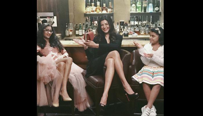 PICS: इस तरह सुष्मिता सेन ने किया अपनी बेटी का 18th बर्थडे सेलिब्रेट PICS: इस तरह सुष्मिता सेन ने किया अपनी बेटी का 18th बर्थडे सेलिब्रेट