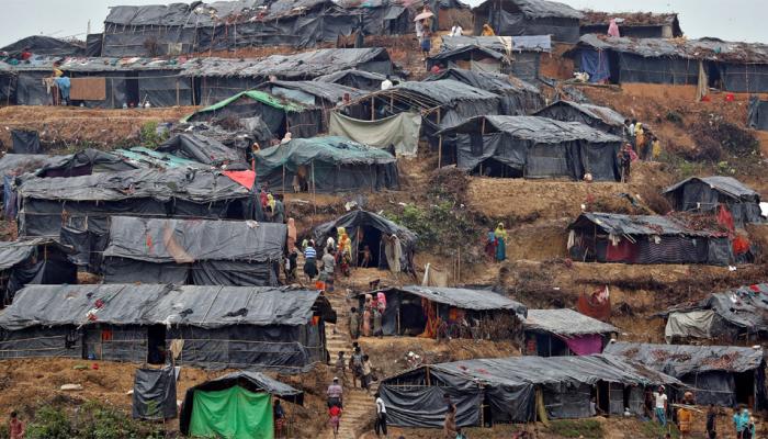 बांग्लादेश में रोहिंग्या शरणार्थियों की हालत नरक, मौत के मुहाने पर 14500 जिंदगी बांग्लादेश में रोहिंग्या शरणार्थियों की हालत नरक, मौत के मुहाने पर 14500 जिंदगी