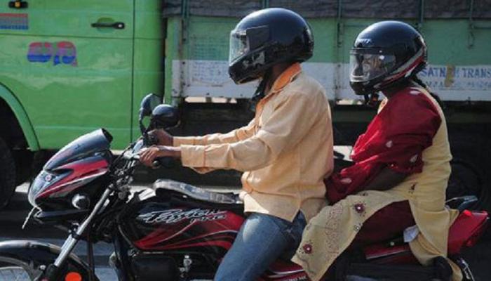 कर्नाटक सरकार का फैसला, टू व्हीलर से हटाई जाएगी बैक सीट कर्नाटक सरकार का फैसला, टू व्हीलर से हटाई जाएगी बैक सीट