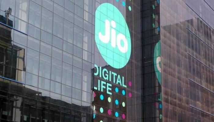 मिलने वाला है Jio का धमाकेदार ऑफर, 1 Gbps स्पीड से चलेगा इंटरनेट मिलने वाला है Jio का धमाकेदार ऑफर, 1 Gbps स्पीड से चलेगा इंटरनेट