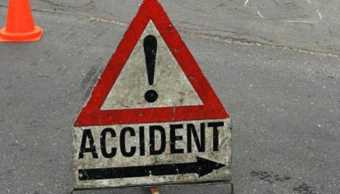 बलूचिस्तान: सड़क हादसे में बस-वैन की टक्कर, 14 की मौत 30 घायल बलूचिस्तान: सड़क हादसे में बस-वैन की टक्कर, 14 की मौत 30 घायल