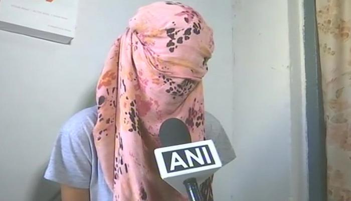 भोपाल गैंगरेप: 2 IPS अधिकारियों पर गिरी गाज, जांच के लिए SIT का गठन भोपाल गैंगरेप: 2 IPS अधिकारियों पर गिरी गाज, जांच के लिए SIT का गठन