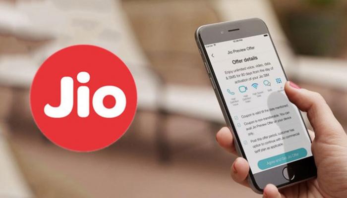 Jio वालों दिल खोलकर चलाओ इंटरनेट, फ्री में मिलेगा 100GB डाटा Jio वालों दिल खोलकर चलाओ इंटरनेट, फ्री में मिलेगा 100GB डाटा