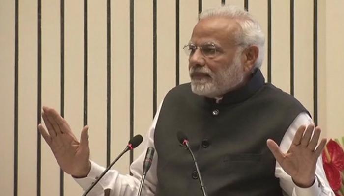 FICCI पर बरसे पीएम मोदी, UPA सरकार में कुछ कारोबारियों को लोन बंटा तो आप कहां थे? FICCI पर बरसे पीएम मोदी, UPA सरकार में कुछ कारोबारियों को लोन बंटा तो आप कहां थे?