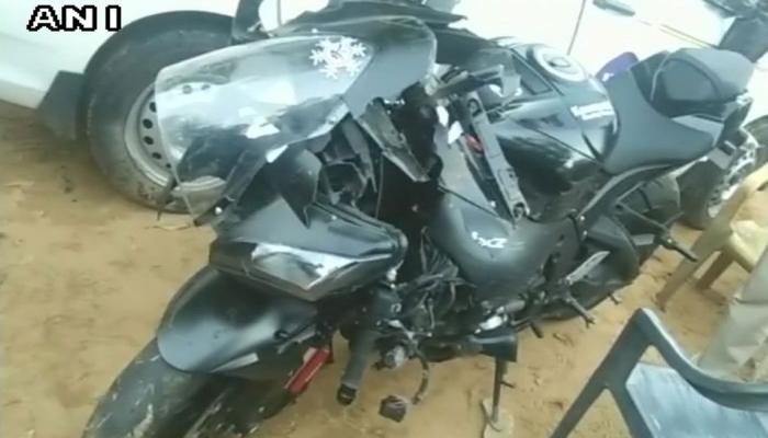 दुर्घटना के बाद नहीं खुला 50 हजार का हेलमेट, युवक की मौत दुर्घटना के बाद नहीं खुला 50 हजार का हेलमेट, युवक की मौत