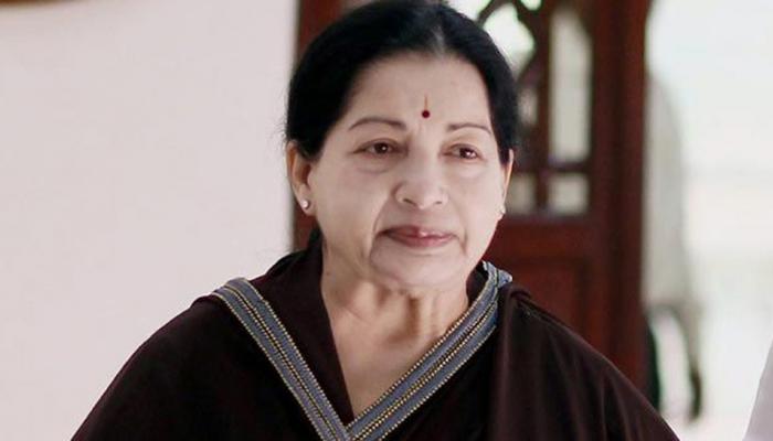 'जयललिता को अपोलो अस्पताल लाया गया था तो उनकी सांस नहीं चल रही थी' 'जयललिता को अपोलो अस्पताल लाया गया था तो उनकी सांस नहीं चल रही थी'