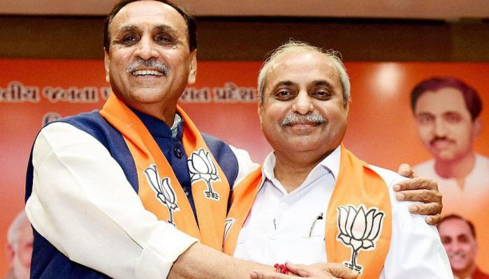 गुजरात: डिप्टी सीएम नितिन पटेल को मिला वित्त मंत्रालय, अमित शाह ने दिया था आश्वासन गुजरात: डिप्टी सीएम नितिन पटेल को मिला वित्त मंत्रालय, अमित शाह ने दिया था आश्वासन