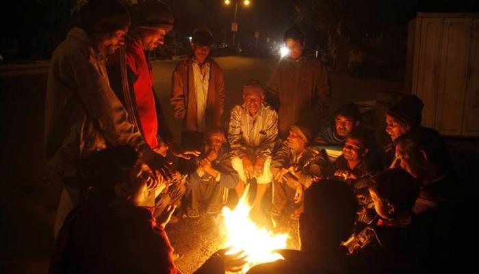 पश्चिमी यूपी में जारी है ठंड का कहर, संभल में दो की मौत पश्चिमी यूपी में जारी है ठंड का कहर, संभल में दो की मौत
