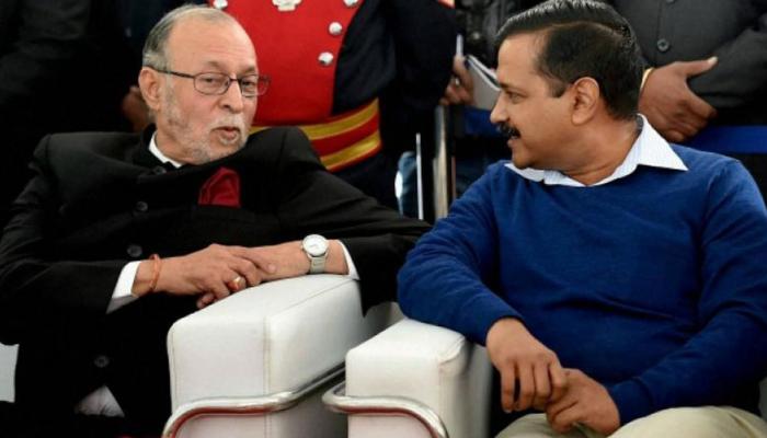 दिल्ली में ठंड से 44 की मौत, केजरीवाल ने कहा- LG के निकम्मे अधिकारी जिम्मेदार दिल्ली में ठंड से 44 की मौत, केजरीवाल ने कहा- LG के निकम्मे अधिकारी जिम्मेदार
