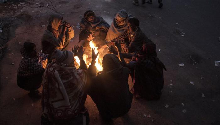 उत्तर भारत में शीत लहर जारी, यूपी में कुछ जिलों का पारा दो डिग्री से भी नीचे उत्तर भारत में शीत लहर जारी, यूपी में कुछ जिलों का पारा दो डिग्री से भी नीचे