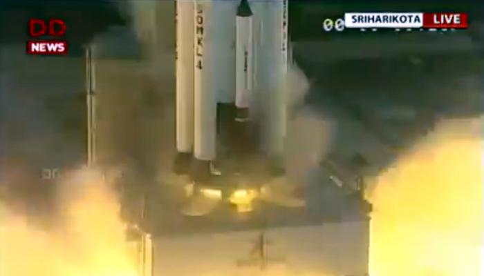 ISRO ने रचा इतिहास, 28 विदेशी उपग्रहों के साथ अपना 100वां सैटेलाइट अंतरिक्ष में भेजा ISRO ने रचा इतिहास, 28 विदेशी उपग्रहों के साथ अपना 100वां सैटेलाइट अंतरिक्ष में भेजा