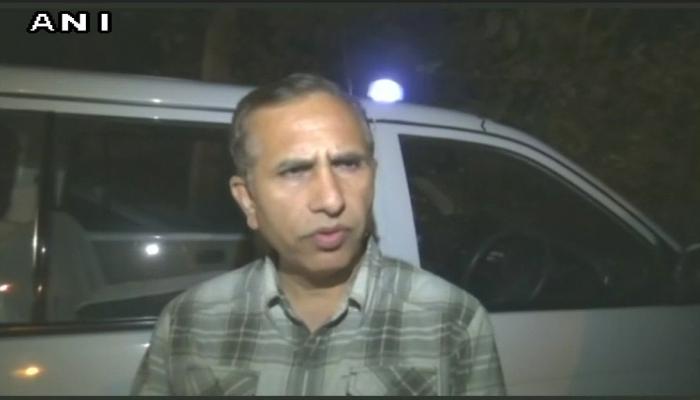 दिल्ली के पास सरेआम लड़की का अपहरण, चलती कार में गैंगरेप दिल्ली के पास सरेआम लड़की का अपहरण, चलती कार में गैंगरेप