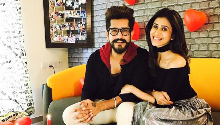 Tv एक्ट्रेस किश्वर मर्चेंट अपने पति सुयश राय की बनेंगी 'बहन' Tv एक्ट्रेस किश्वर मर्चेंट अपने पति सुयश राय की बनेंगी 'बहन'