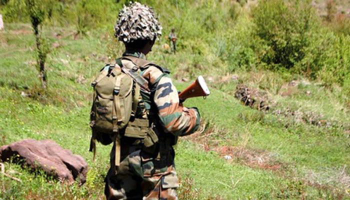जम्मू कश्मीर में पाकिस्तान की गोलाबारी; सीमा रेखा, LoC के पास स्कूलों पर लगे ताले जम्मू कश्मीर में पाकिस्तान की गोलाबारी; सीमा रेखा, LoC के पास स्कूलों पर लगे ताले