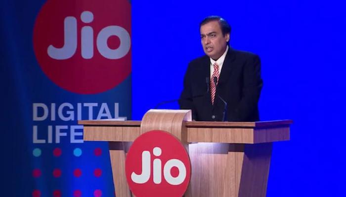 अब JIO यूजर्स को 1 साल के लिए फ्री मिलेगी ये सर्विस, ऐसे करें इस्तेमाल अब JIO यूजर्स को 1 साल के लिए फ्री मिलेगी ये सर्विस, ऐसे करें इस्तेमाल