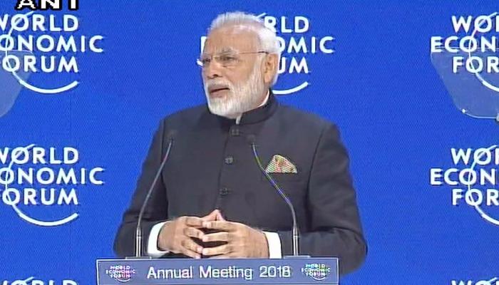 PM IN WEF: 'गूगल, अमेजॉन को नहीं जानते थे लोग, Tweet करती थी चिड़िया' PM IN WEF: 'गूगल, अमेजॉन को नहीं जानते थे लोग, Tweet करती थी चिड़िया'