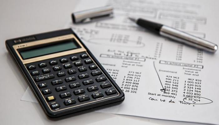 इन 9 स्कीम में कीजिए निवेश, 80C के तहत आसानी से बचाइए TAX इन 9 स्कीम में कीजिए निवेश, 80C के तहत आसानी से बचाइए TAX