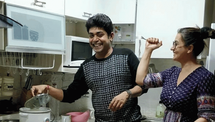 PICS: बिग बॉस विनर शिल्पा शिंदे इस कंटेस्टें के साथ किचन में मस्ती करती आईं नजर PICS: बिग बॉस विनर शिल्पा शिंदे इस कंटेस्टें के साथ किचन में मस्ती करती आईं नजर