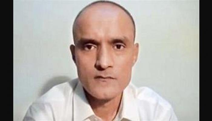 पाकिस्तान ने अब जाधव पर लगाए आतंकवाद और तोड़फोड़ के आरोप : रिपोर्ट पाकिस्तान ने अब जाधव पर लगाए आतंकवाद और तोड़फोड़ के आरोप : रिपोर्ट