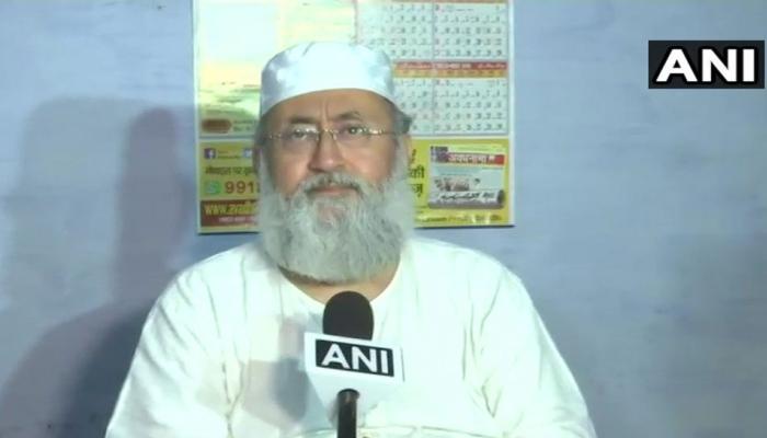 AIMPLB से निकाले गए नदवी बोले-'बयान पर हूं कायम, शरियत में मस्जिद को शिफ्ट करने की है गुंजाइश' AIMPLB से निकाले गए नदवी बोले-'बयान पर हूं कायम, शरियत में मस्जिद को शिफ्ट करने की है गुंजाइश'