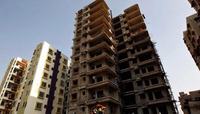 नोएडा: निवेशकों का पैसा प्रोजेक्ट में लगाने की जगह किया डायवर्ट, 11 बिल्डरों को नोटिस जारी नोएडा: निवेशकों का पैसा प्रोजेक्ट में लगाने की जगह किया डायवर्ट, 11 बिल्डरों को नोटिस जारी