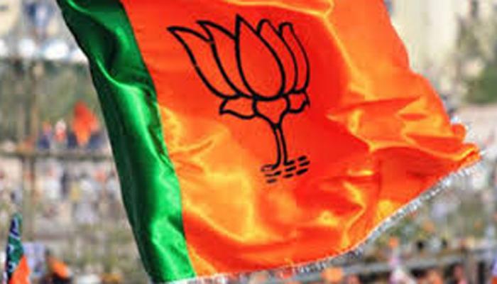 गुजरात निकाय चुनाव में बीजेपी की जीत लेकिन 16 नगरपालिका गंवाईं गुजरात निकाय चुनाव में बीजेपी की जीत लेकिन 16 नगरपालिका गंवाईं