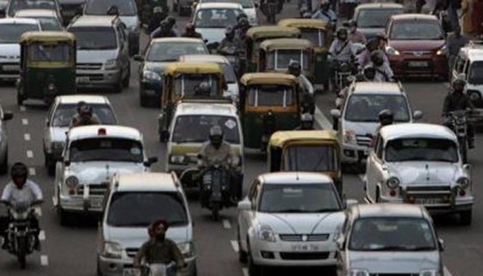 अगर आपके पास है 15 साल पुरानी कार, तो हो जाएगी कबाड़! अगर आपके पास है 15 साल पुरानी कार, तो हो जाएगी कबाड़!