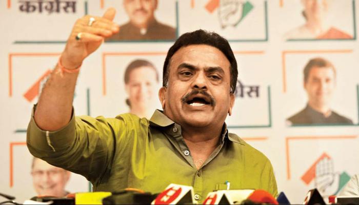 मुंबई कांग्रेस चीफ संजय निरुपम ने कहा, 'महाराष्ट्र में प्रत्येक व्यक्ति को मराठी बोलना चाहिए' मुंबई कांग्रेस चीफ संजय निरुपम ने कहा, 'महाराष्ट्र में प्रत्येक व्यक्ति को मराठी बोलना चाहिए'