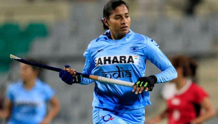 दक्षिण कोरिया दौरे के लिए रवाना हुई भारतीय महिला हॉकी टीम दक्षिण कोरिया दौरे के लिए रवाना हुई भारतीय महिला हॉकी टीम
