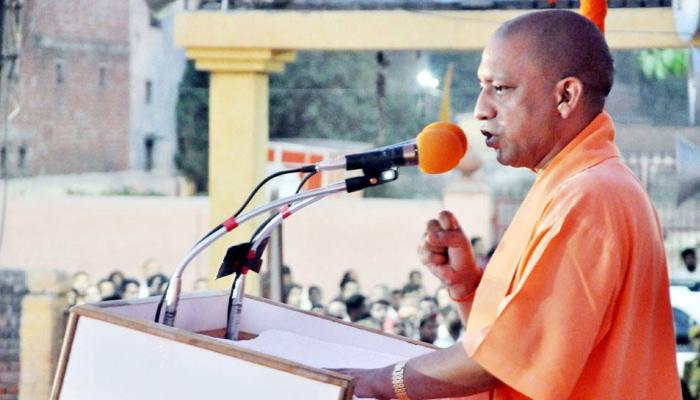 गोरखपुर उपचुनाव: बुआ-बबुआ की दोस्ती के बीच CM योगी ही हैं BJP के एकमात्र सहारा गोरखपुर उपचुनाव: बुआ-बबुआ की दोस्ती के बीच CM योगी ही हैं BJP के एकमात्र सहारा