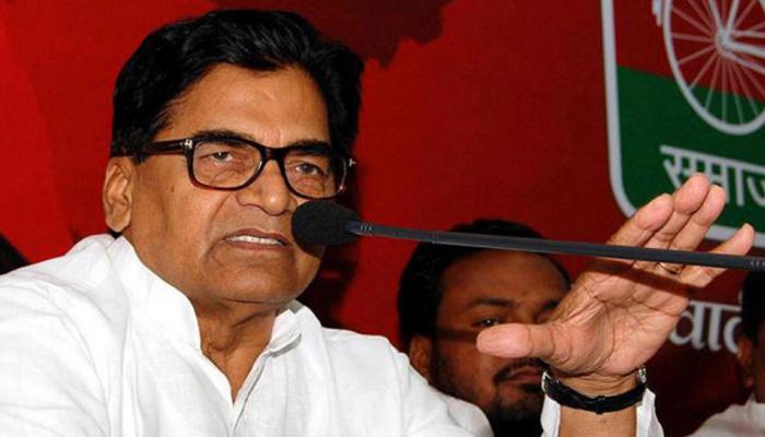 सपा-बसपा गठबंधन की संभावना पर रामगोपाल बोले- 'इंतजार करिये' सपा-बसपा गठबंधन की संभावना पर रामगोपाल बोले- 'इंतजार करिये'