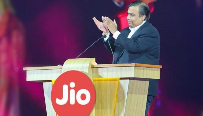JIO का बड़ा धमाका, 8 महीने तक फ्री मिलेगा 4G डाटा, 3595 रुपए का भी फायदा JIO का बड़ा धमाका, 8 महीने तक फ्री मिलेगा 4G डाटा, 3595 रुपए का भी फायदा