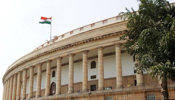 अब सियासी दलों को मिले विदेशी चंदे की नहीं होगी जांच, बिना बहस के बिल पास अब सियासी दलों को मिले विदेशी चंदे की नहीं होगी जांच, बिना बहस के बिल पास