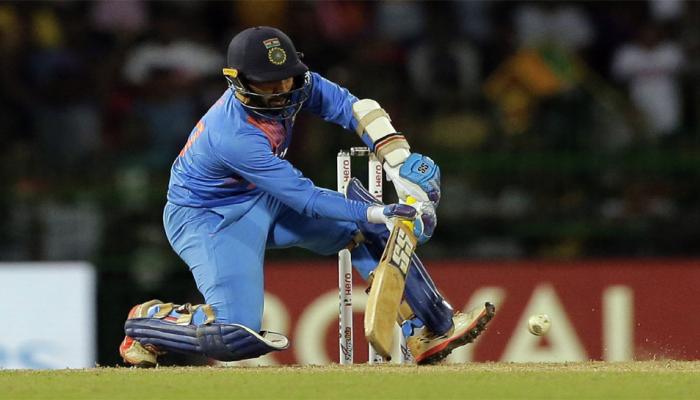 दिनेश कार्तिक की आतिशी पारी पर क्रिकेट दिग्गजों ने कुछ यूं किया सलाम दिनेश कार्तिक की आतिशी पारी पर क्रिकेट दिग्गजों ने कुछ यूं किया सलाम