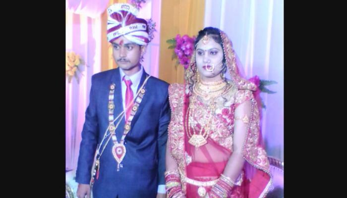 ज्वाइंट डायरेक्टर लेवल का अधिकारी निकला दहेज लोभी, की गई बहू की जान लेने की कोशिश ज्वाइंट डायरेक्टर लेवल का अधिकारी निकला दहेज लोभी, की गई बहू की जान लेने की कोशिश