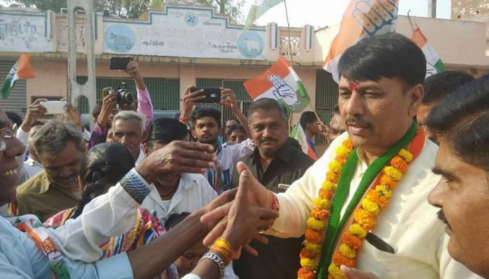 3 बार के विधायक अमित चावड़ा बने गुजरात कांग्रेस के नए अध्यक्ष, भरत सिंह सोलंकी की लेंगे जगह 3 बार के विधायक अमित चावड़ा बने गुजरात कांग्रेस के नए अध्यक्ष, भरत सिंह सोलंकी की लेंगे जगह