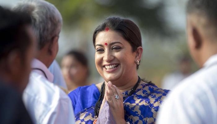 हर विधानसभा चुनाव के ऐलान के साथ ही अमेठी दौरे पर क्यों जाती हैं स्मृति ईरानी? हर विधानसभा चुनाव के ऐलान के साथ ही अमेठी दौरे पर क्यों जाती हैं स्मृति ईरानी?