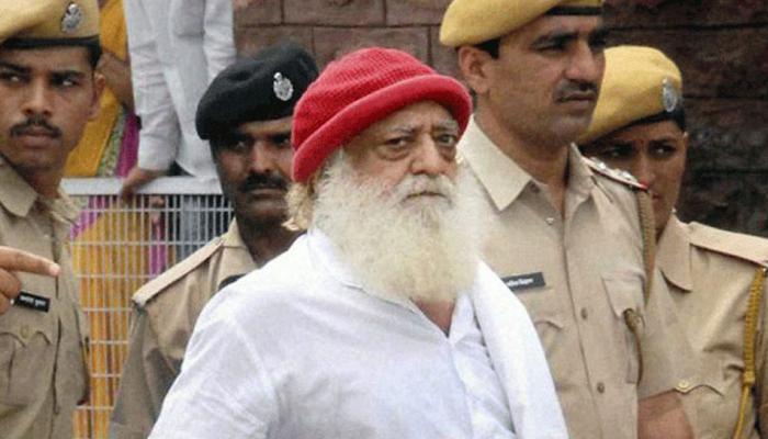 गांधीनगर रेप केस में आसाराम को नहीं मिली SC से राहत, गुजरात सरकार ने मांगा और वक्त गांधीनगर रेप केस में आसाराम को नहीं मिली SC से राहत, गुजरात सरकार ने मांगा और वक्त