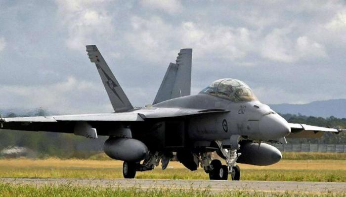 अब भारत में बनेगा सुपर हॉरनेट लड़ाकू विमान, बोइंग, HAL, महिंद्रा डिफेंस ने मिलाया हाथ अब भारत में बनेगा सुपर हॉरनेट लड़ाकू विमान, बोइंग, HAL, महिंद्रा डिफेंस ने मिलाया हाथ