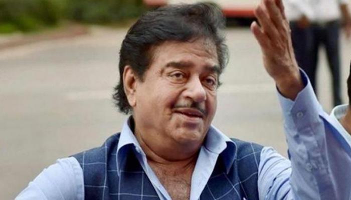 बीजेपी सांसदों के उपवास पर बोले शत्रुघ्न - विपक्ष में थे तब हमने भी नहीं चलने दी थी संसद की कार्यवाही बीजेपी सांसदों के उपवास पर बोले शत्रुघ्न - विपक्ष में थे तब हमने भी नहीं चलने दी थी संसद की कार्यवाही