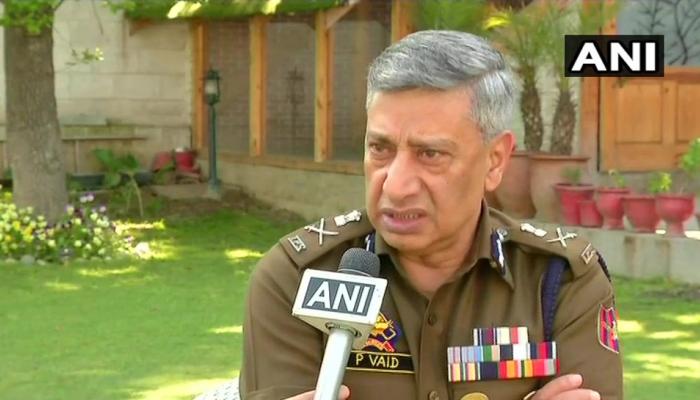 कठुआ गैंगरेप केस: जम्मू-कश्मीर के DGP बोले, इससे ज्यादा बर्बर कुछ नहीं हो सकता कठुआ गैंगरेप केस: जम्मू-कश्मीर के DGP बोले, इससे ज्यादा बर्बर कुछ नहीं हो सकता