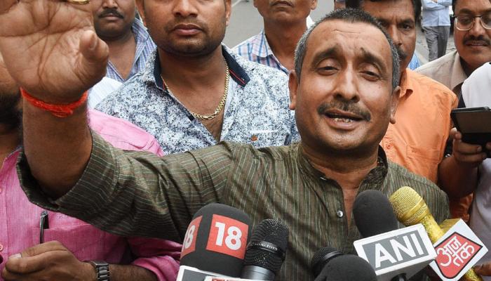 हम विधायक कुलदीप सिंह सेंगर को भैया कहकर बुलाते थे : उन्नाव गैंगरेप पीड़िता हम विधायक कुलदीप सिंह सेंगर को भैया कहकर बुलाते थे : उन्नाव गैंगरेप पीड़िता