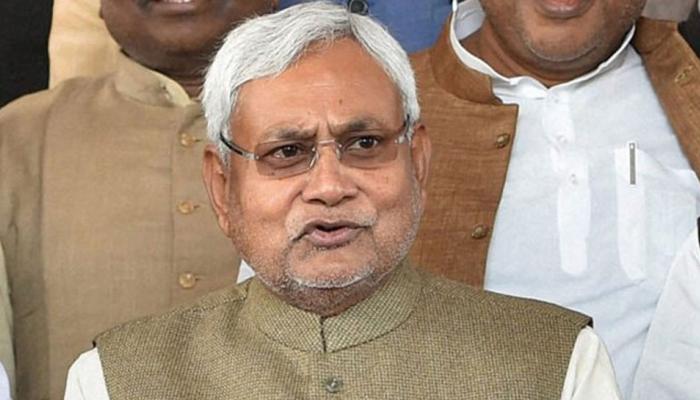 बिहार विधान परिषद की 11 सीटों के लिए चुनाव, नीतीश और मोदी मैदान में बिहार विधान परिषद की 11 सीटों के लिए चुनाव, नीतीश और मोदी मैदान में