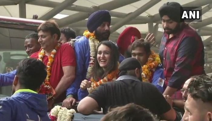 CWG 2018: Indian Players arrive home to warm welcome