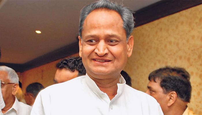 जनता ने मोदी सरकार को इसलिए नहीं चुना कि उनकी सुरक्षा से समझौता हो: कांग्रेस जनता ने मोदी सरकार को इसलिए नहीं चुना कि उनकी सुरक्षा से समझौता हो: कांग्रेस