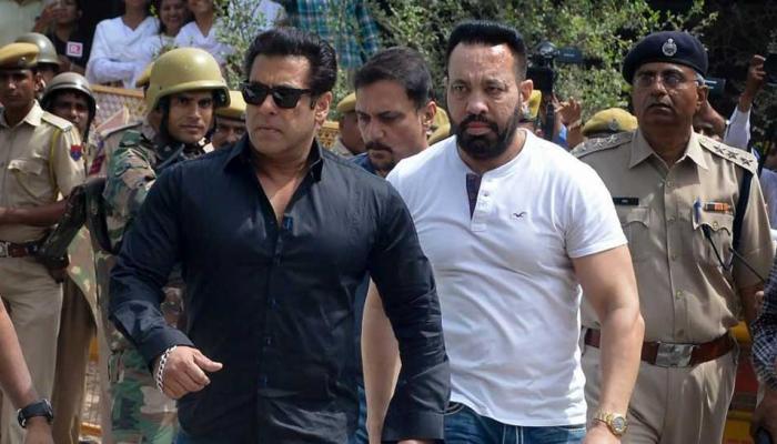 अदालत ने हिट एंड रन मामले में सलमान के खिलाफ गिरफ्तारी वारंट किया रद्द अदालत ने हिट एंड रन मामले में सलमान के खिलाफ गिरफ्तारी वारंट किया रद्द