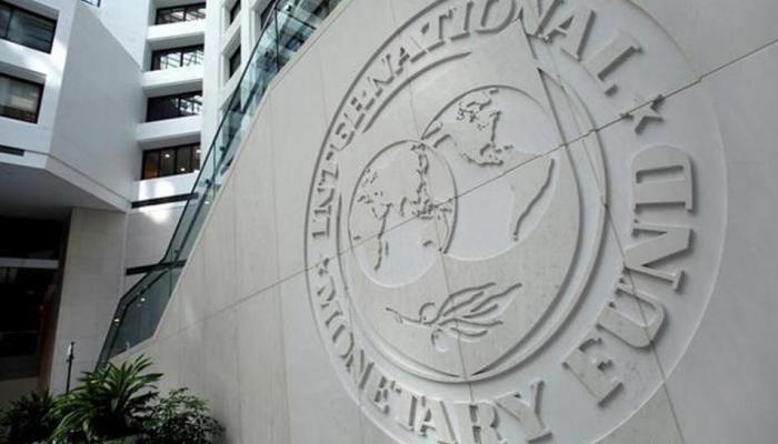 आर्थिक सुधारों पर IMF ने की भारत की तारीफ, कहा- 'भारतीय हाथी दौड़ने को तैयार' आर्थिक सुधारों पर IMF ने की भारत की तारीफ, कहा- 'भारतीय हाथी दौड़ने को तैयार'