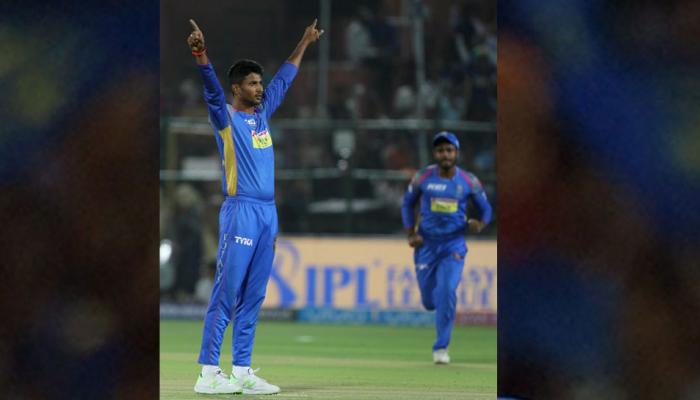 IPL 2018 : संजू सैमसन ने एक बार फिर लिखी राजस्थान की जीत की कहानी, मुंबई की चौथी हार IPL 2018 : संजू सैमसन ने एक बार फिर लिखी राजस्थान की जीत की कहानी, मुंबई की चौथी हार